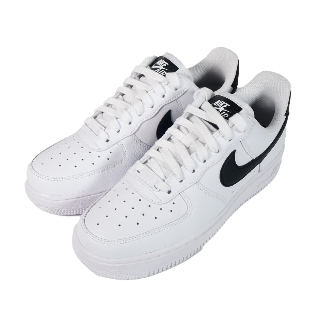 Amazon.co.jp: [ナイキ] WMNS AIR FORCE 1 '07 DD8959 103 24.0cm
